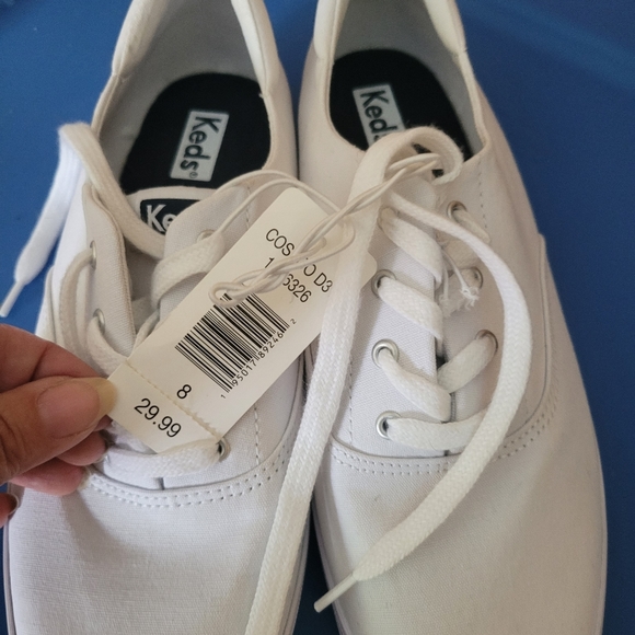 NWT Keds Tennis/Courts Sneaker all White - Picture 2 of 4